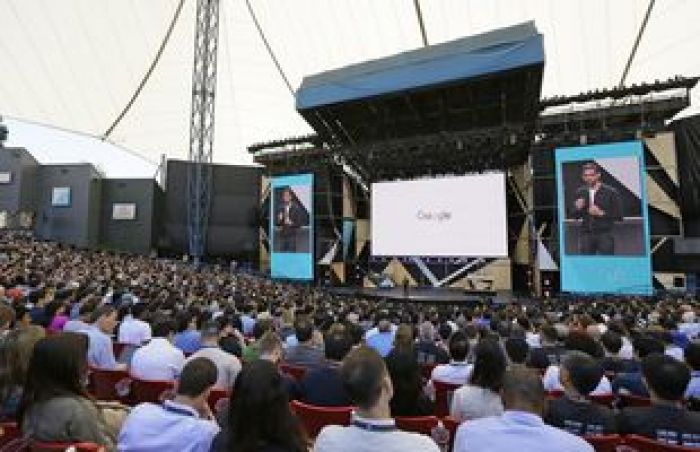 Google Allo messaging app launches at I/O